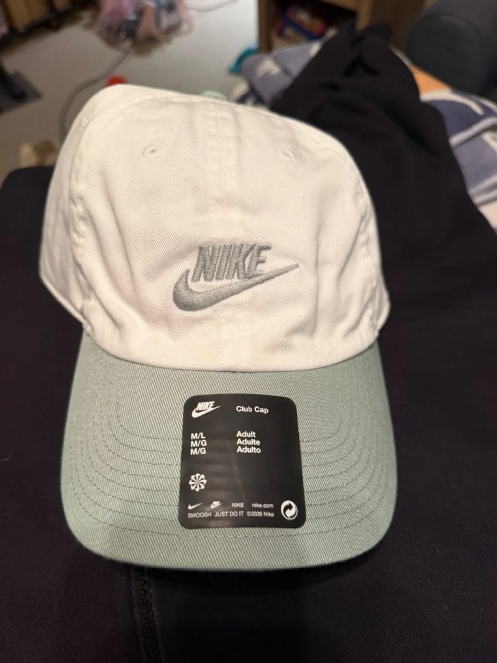 Nike Club Cap Unisex Adjustable White & Light Green Hat M/L New with Tags